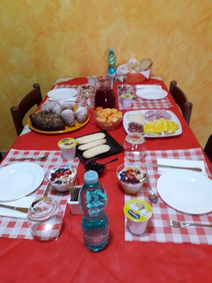 B&B Il Girasole SantʼAnna Arresi Kültér fotó