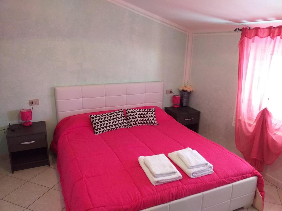 B&B Il Girasole SantʼAnna Arresi Kültér fotó
