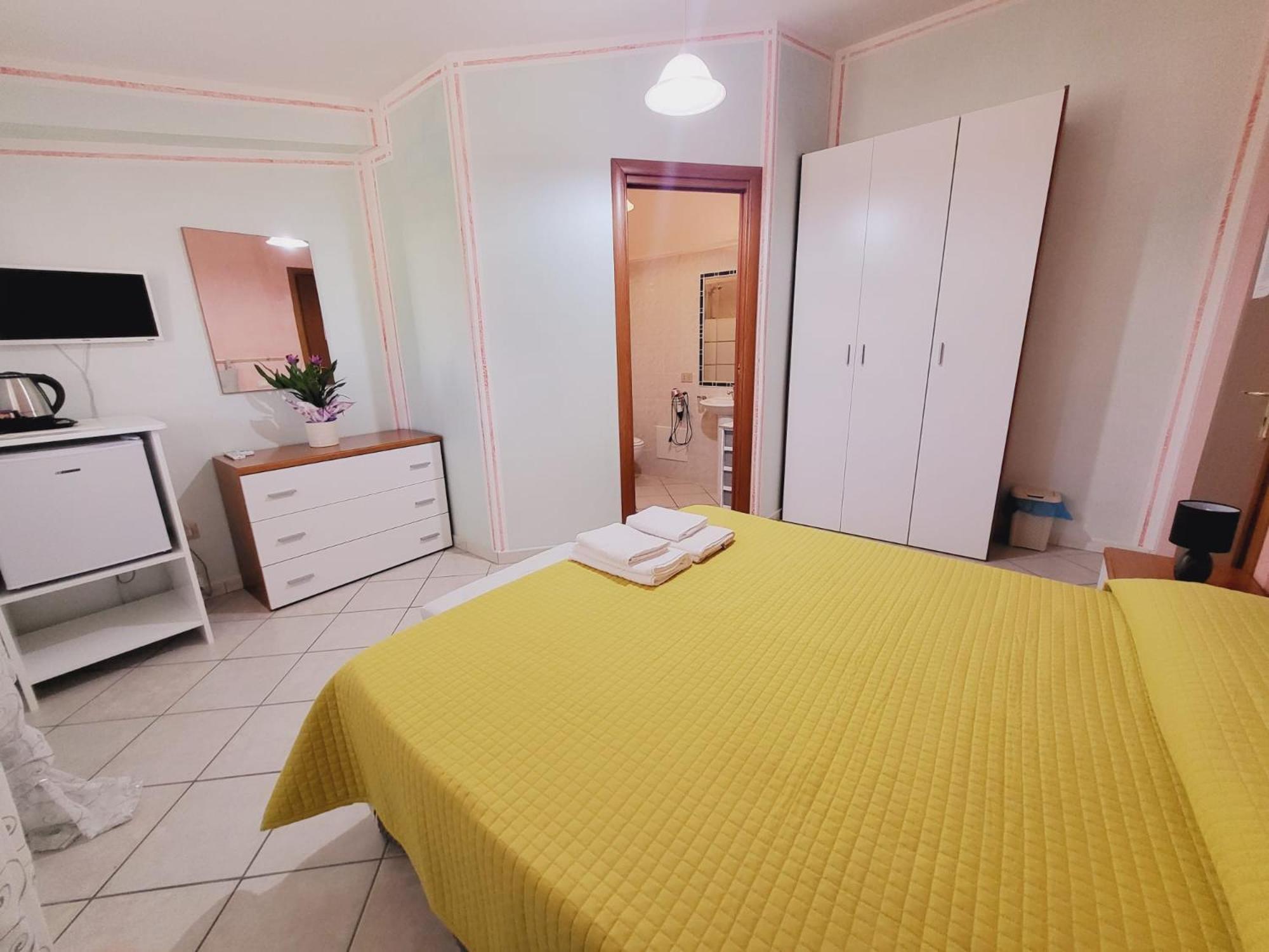 B&B Il Girasole SantʼAnna Arresi Kültér fotó