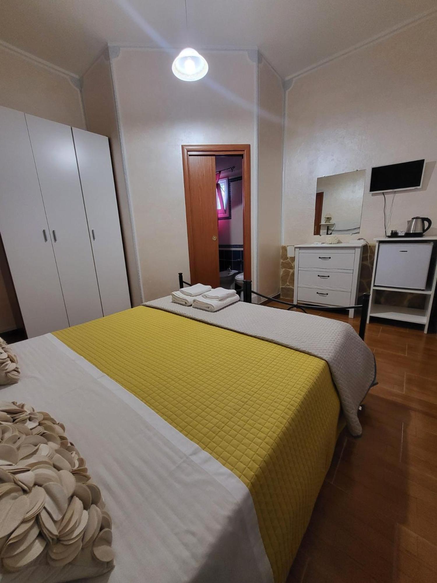 B&B Il Girasole SantʼAnna Arresi Kültér fotó